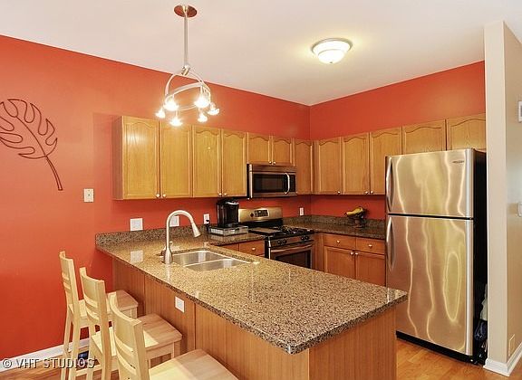 3rd image of 4430 W Hutchinson St
