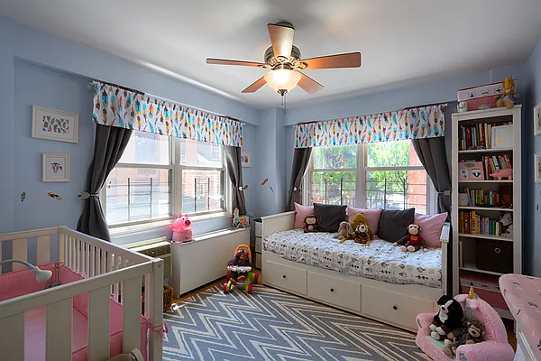 Rented by Compass | media 18