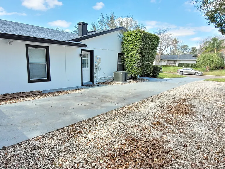 Side Driveway