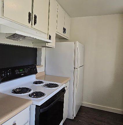 2nd image of 1221 N Peach Ave APT 134