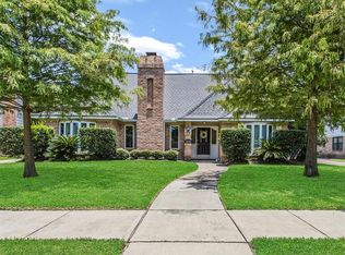 11836 Westmere Dr, Houston, TX 77077