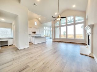 1106 Stallion Ln, Justin, TX 76247