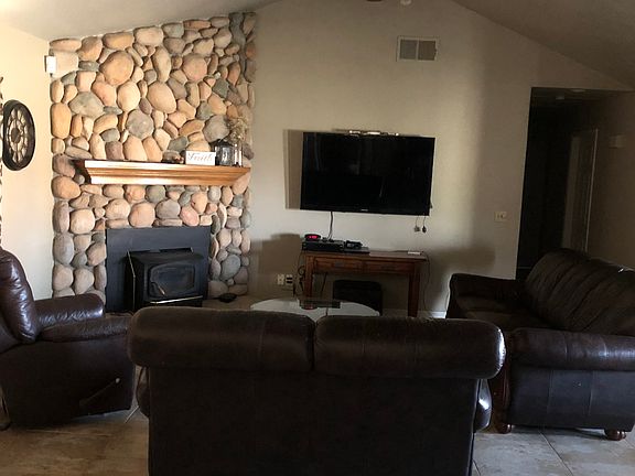 5th image of 24828 Brook Dr