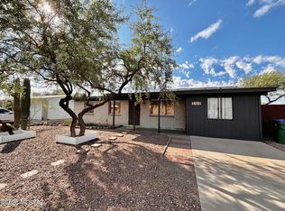 3215 W Shumaker Dr, Tucson, AZ 85741