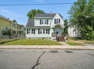 25 W Glen St, Holyoke, MA 01040