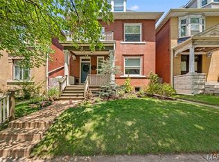 3539 Sidney St, Saint Louis, MO 63104