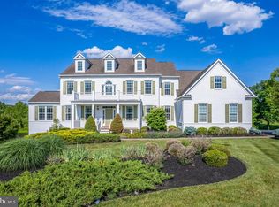23028 Creighton Farms Dr, Leesburg, VA 20175