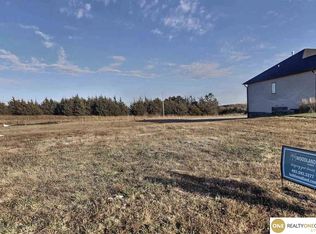 8010 S 97th St, Lincoln, NE 68526