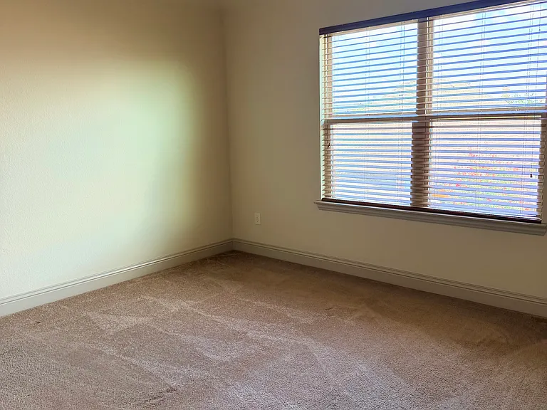 307 Nixon Dr — Photo 19