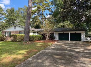 425 Collinsford Rd, Tallahassee, FL 32301