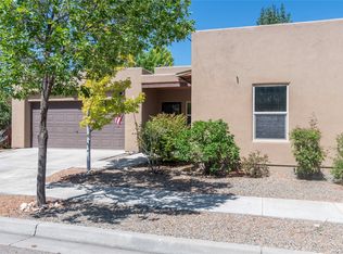 4748 Vista Del Sol, Santa Fe, NM 87507