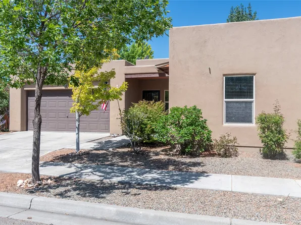 4748 Vista Del Sol, Santa Fe, NM 87507