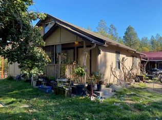 5001 Azalea Dr, Grants Pass, OR 97526