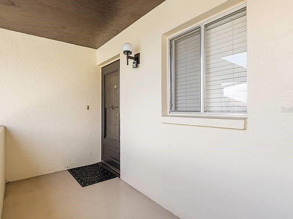 3rd image of 3560 Hispania Pl Unit 221