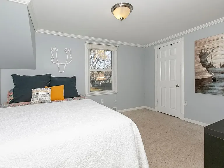2909 Meadow Ln — Photo 13