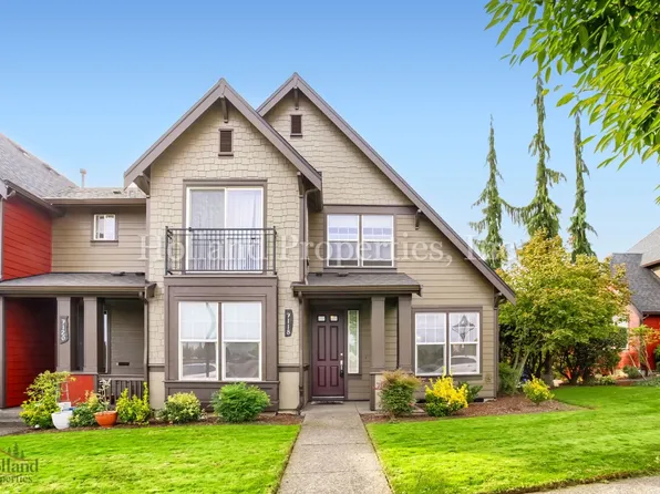 7118 NE Cherry Dr, Hillsboro, OR 97124