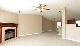 4th image of 914 McClure Ln