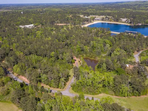 410 Highland Park Loop, Pine Mountain, GA 31822