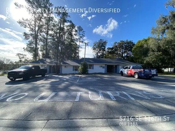 5716 SE 116th St, Belleview, FL 34420