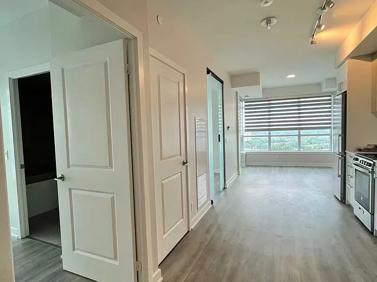 50 Upper Mall Way #B1508 — Photo 3