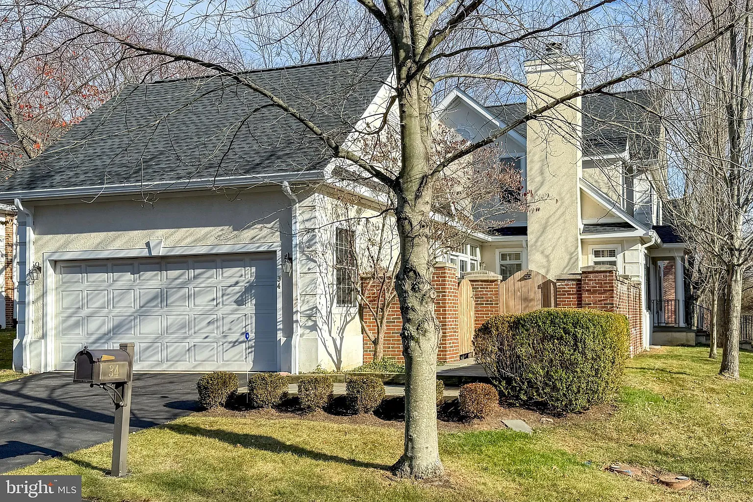 34 Governors Ln photo 1