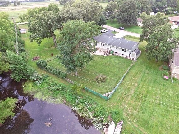 5th image of 1025 Ash Dr