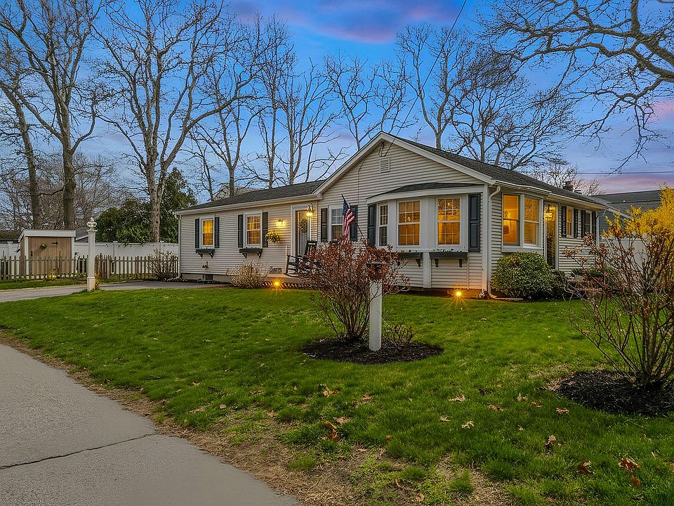1st image of 25 Clover Lane