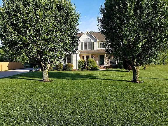 2nd image of 2006 Ivy Glen Dr