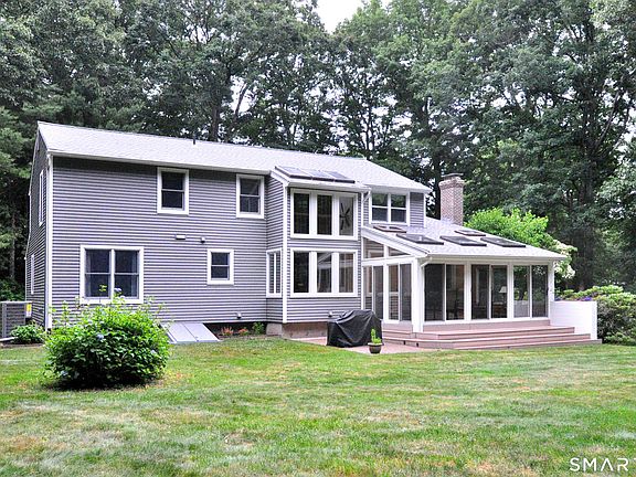 4th image of 32 Tall Timbers Drive