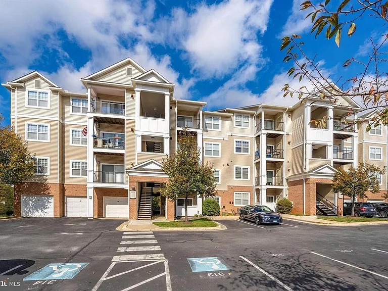 13501 Derry Glen Ct #103 — Photo 39