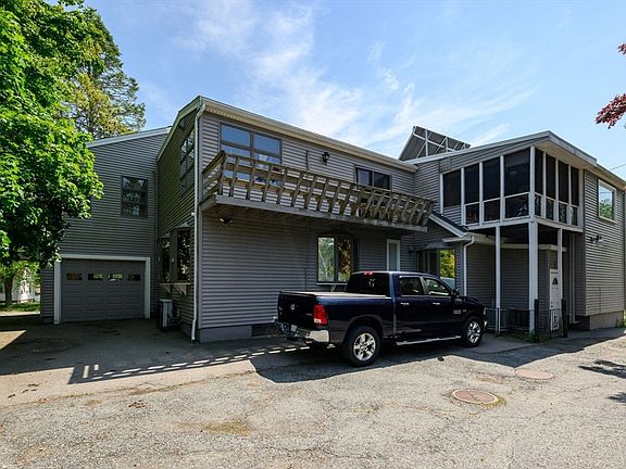 5th image of 275 W Main St