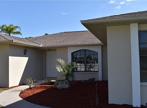 3rd image of 4409 SW 2nd Ave