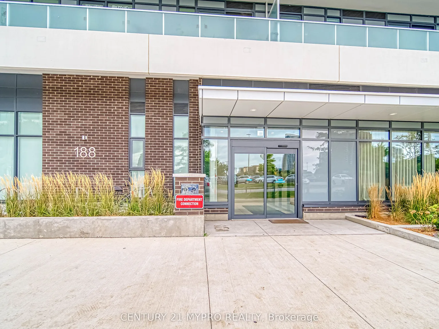 2 bed, $2,000 — Photo 3