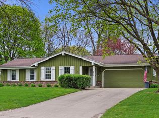 6626 W Pierner Pl, Brown Deer, WI 53223