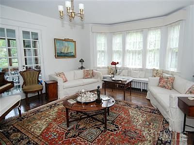 4th image of 59 W Brookside Dr