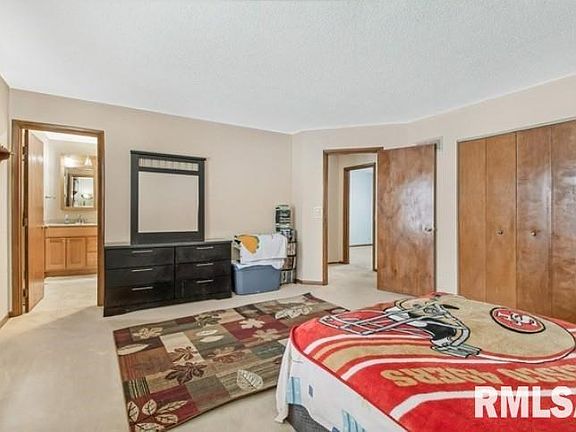 5th image of 3245 Winston Dr