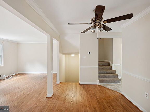 5th image of 1419 Admiral Dr