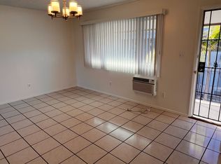 7033 Boulevard Dr, La Mesa, CA 91941