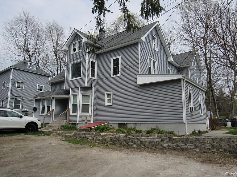 39 Fowler Ave #1 — Photo 9