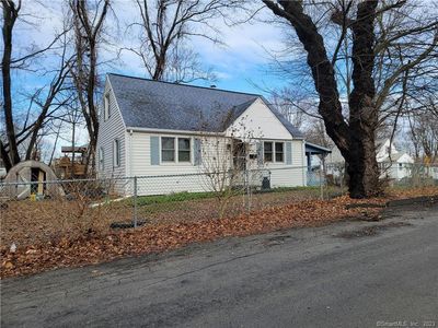32 Hakim St Extension, Danbury, CT, 06810