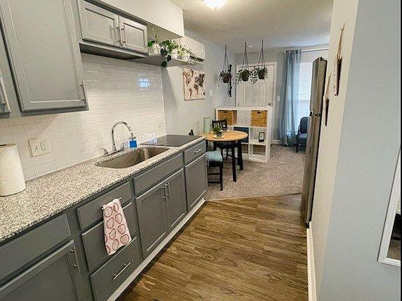 2nd image of 622 Hillside Dr APT 622