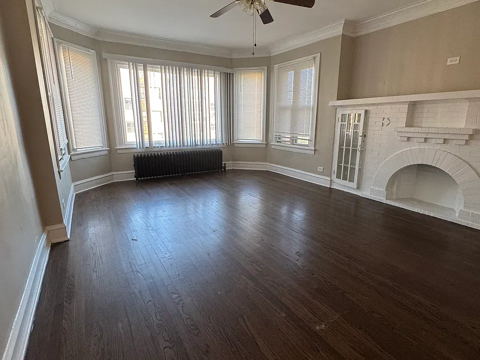 8226 S Vernon Ave #2