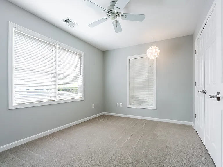1406 N McKinley Rd — Photo 32