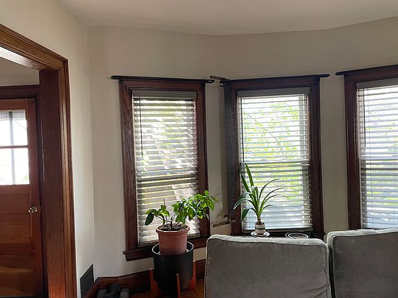2nd image of 541 Norwood Ave Floor 2