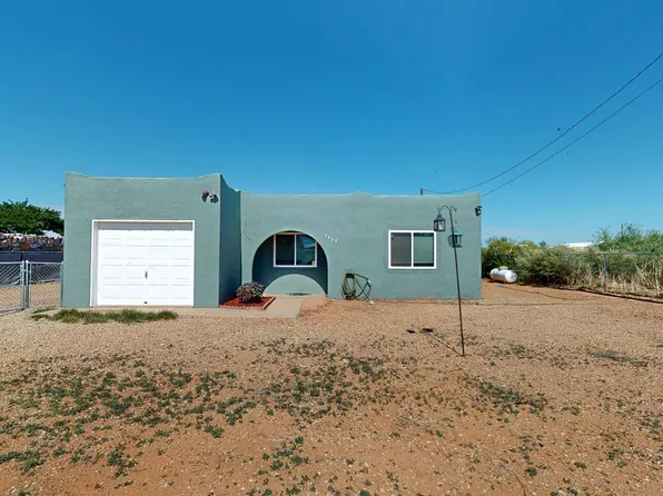 4623 Chamizal Rd, Las Cruces, NM 88011