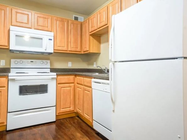 9502 Woodfair Dr #W-0906