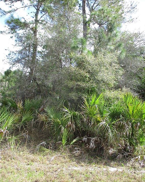 1st image of Ewen Dr