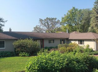 2810 Meadow Glen Rd, Ames, IA 50014