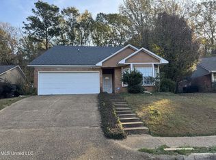 204 Lake Forest Ln, Clinton, MS 39056