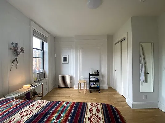 Rented by Compass | media 13